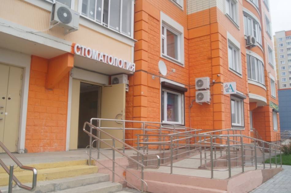 Ул александры монаховой 97 сбербанк. Улица александры монаховой, 95к3. Ул. Улица александры монаховой дом 97. Евразиямед на александры монаховой.