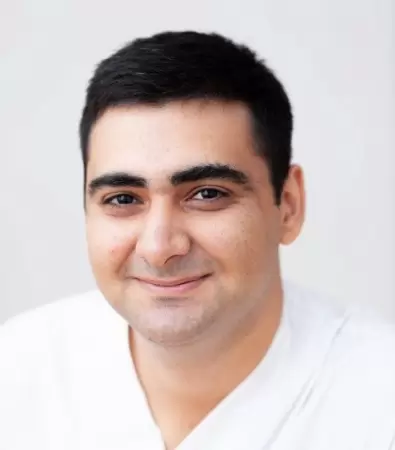 Камавосян Артем Камавосович