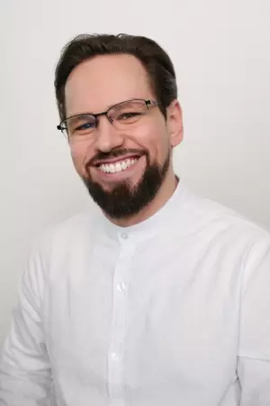 Новиков Тихон Леонидович